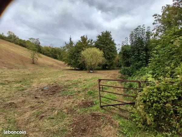Bien agricole et foncier Vente Heudebouville 36000m² 90€
