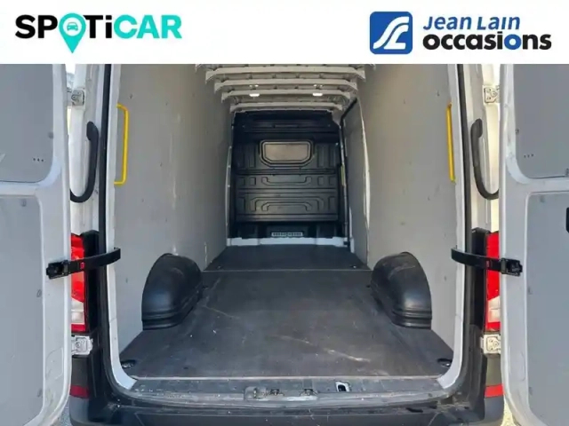 Volkswagen Crafter van 35 l4h3 2.0 tdi 140 ch bva — photo 26