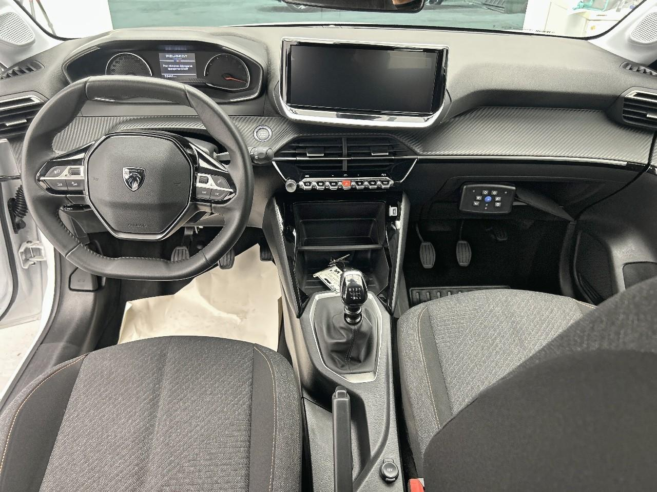 Peugeot 208 100 s&s bvm6 business — photo 12