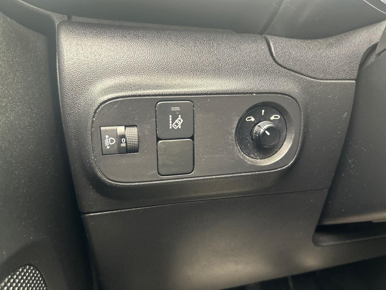 Citroën C3 puretech 83 ch bvm5 you — photo 22