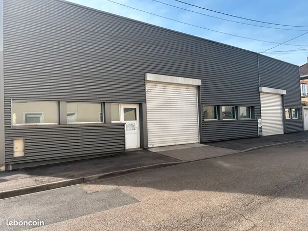 NEUVES-MAISONS - Local d'activités 780m²
