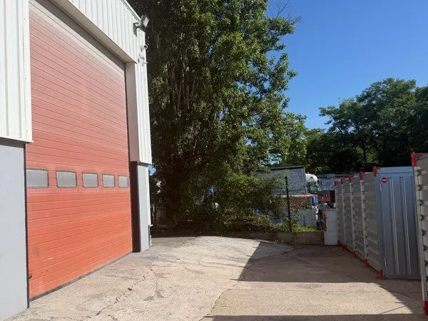 Dépôt stockage 60m2 ZI Morangis