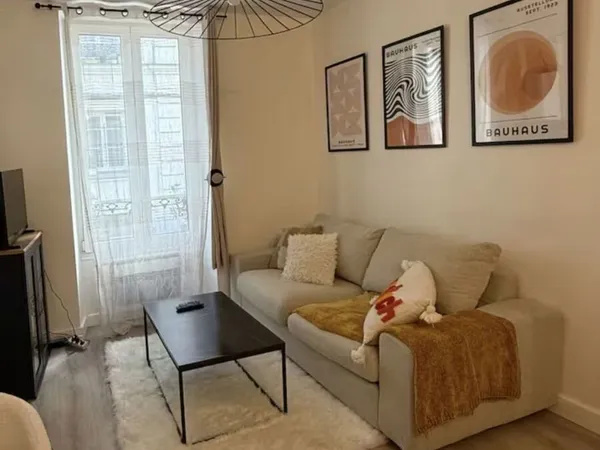 T2 meublé 38 m² Rue Alain Chartier paris 15e