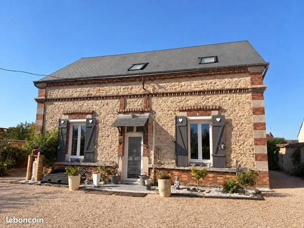 Maison 6 pièces 224 m²