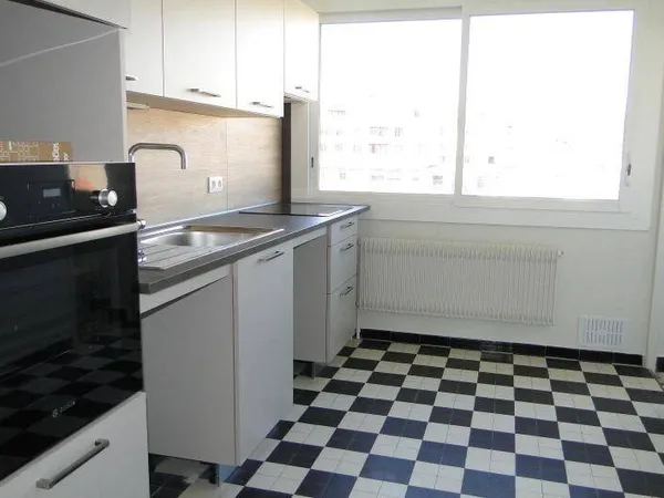 Appartement 5 pièces 85 m²