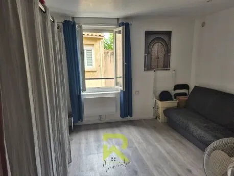 À Narbonne ,lot 2 studio à acheter dernier étage