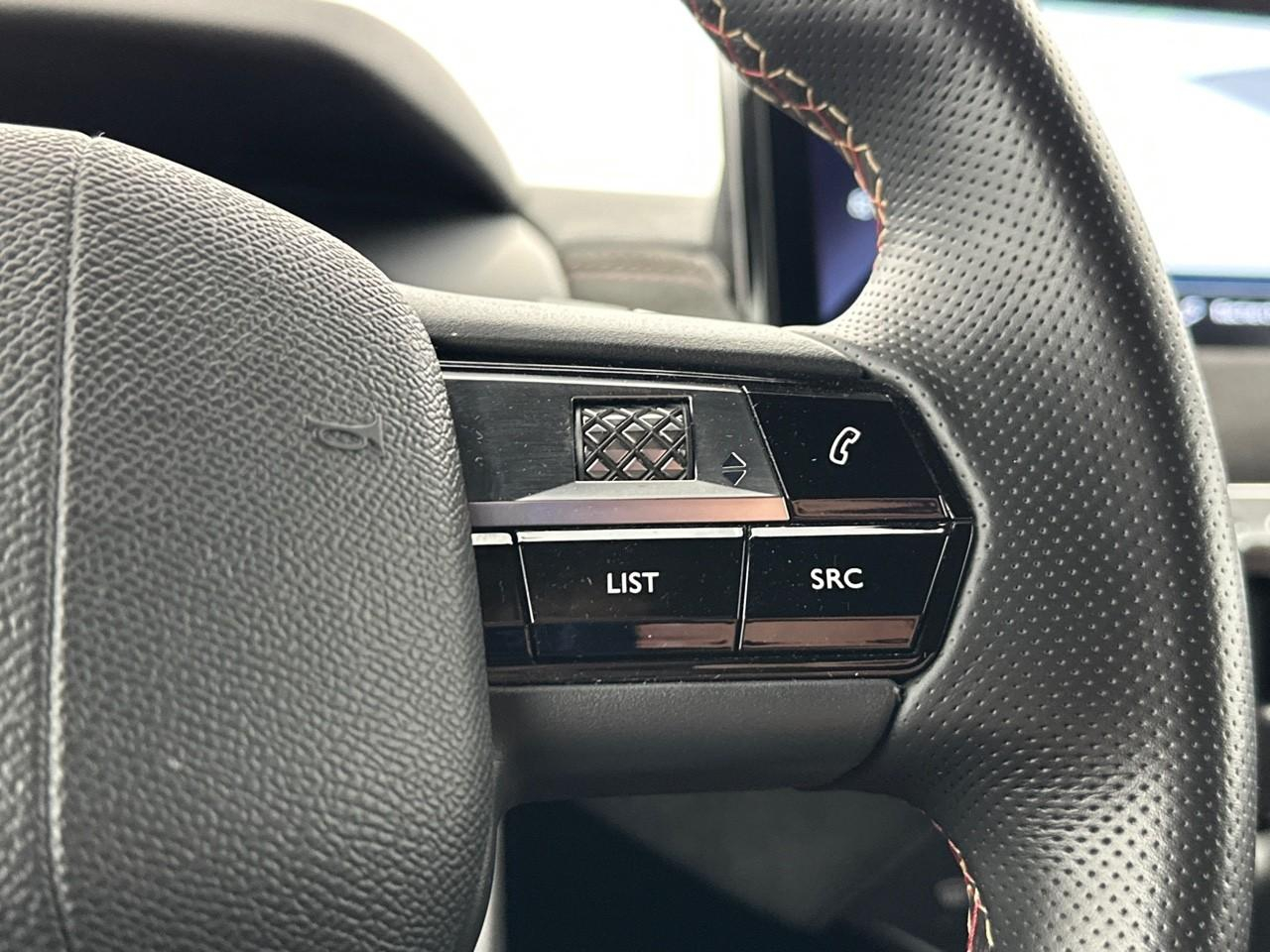 Ds Ds 3 crossback puretech 130 eat8 performance line+ — photo 20