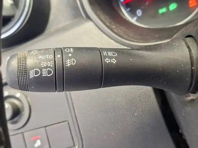 Dacia Duster blue dci 115 4x4 — photo 39