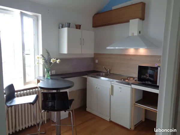 F2 de 45 m2 TT INCLU: ELEC, EAU, CHAUFFAGE WIFI près ROUEN