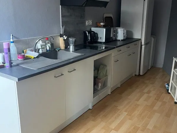 Joli T3 de 65 m², rénové en 2024, meublé FAYE-SUR-ARDIN CHARGES COMPRISES
