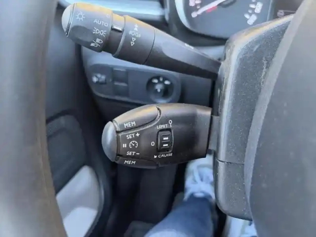 Citroën C3 sté 1.5 bluehdi 100ch s&amp;s bvm 6 feel nav — photo 15