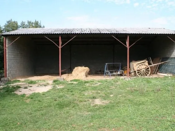 Terrain constructible+ hangar