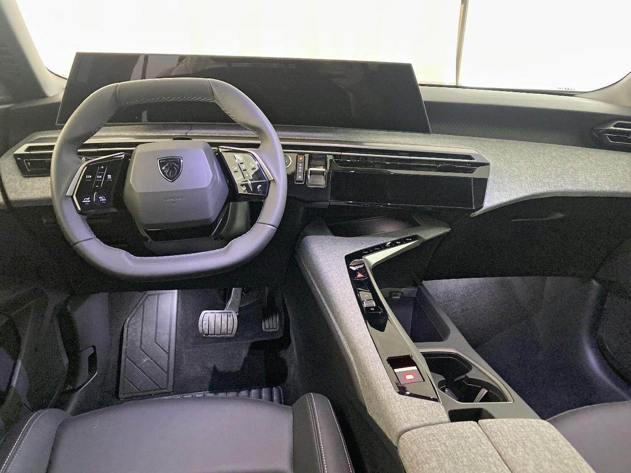 Peugeot 5008 hybrid 145 ch e-dcs6 allure — photo 8