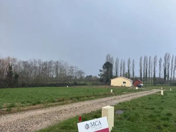 Terrain 980 m² Beauziac