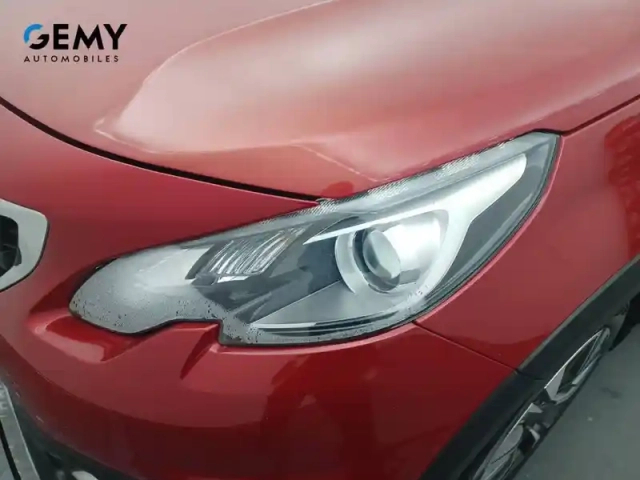 Peugeot 2008 1.2 puretech 110ch s&amp;s bvm5 — photo 16