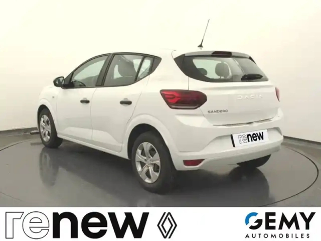 Dacia Sandero sce 65 — photo 22