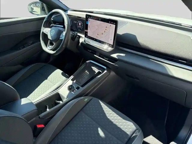 Volkswagen T-Roc 1.5 etsi evo2 hybrid 150 ch dsg7 — photo 4