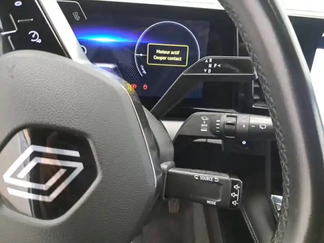 Renault Megane e-tech ev60 220 ch super charge — photo 30