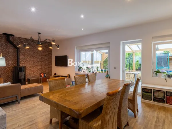 Maison 7 pièces 200 m²