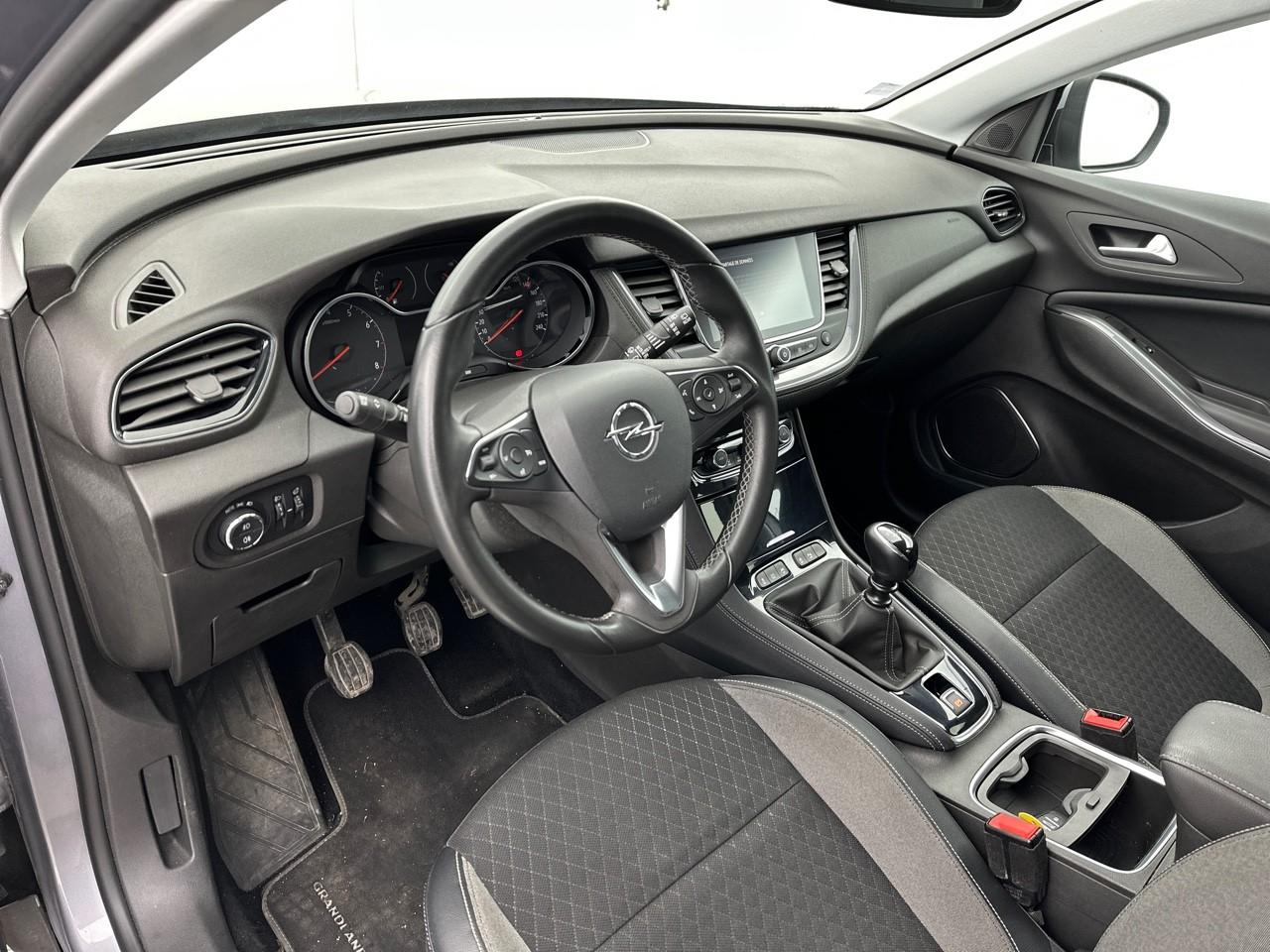 Opel Grandland x 1.2 turbo 130 ch ecotec elite — photo 12
