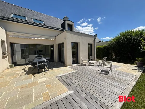 A VENDRE BLOT IMMOBILIER - MAISON FAMILIALE GRAND JARDIN ORGERES CENTRE VILLE