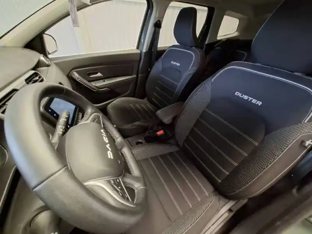 Dacia Duster blue dci 115 4x2 — photo 19