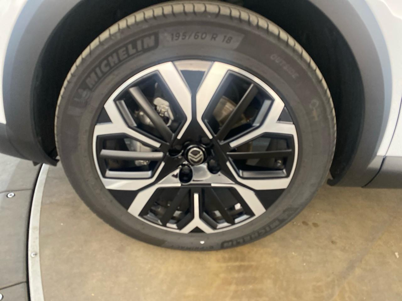 Citroën C4 hybride 145 ch e-dcs6 max — photo 11
