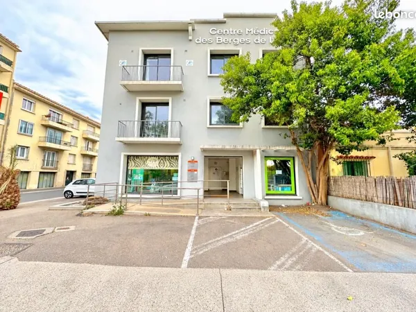 Bureau 165 m²