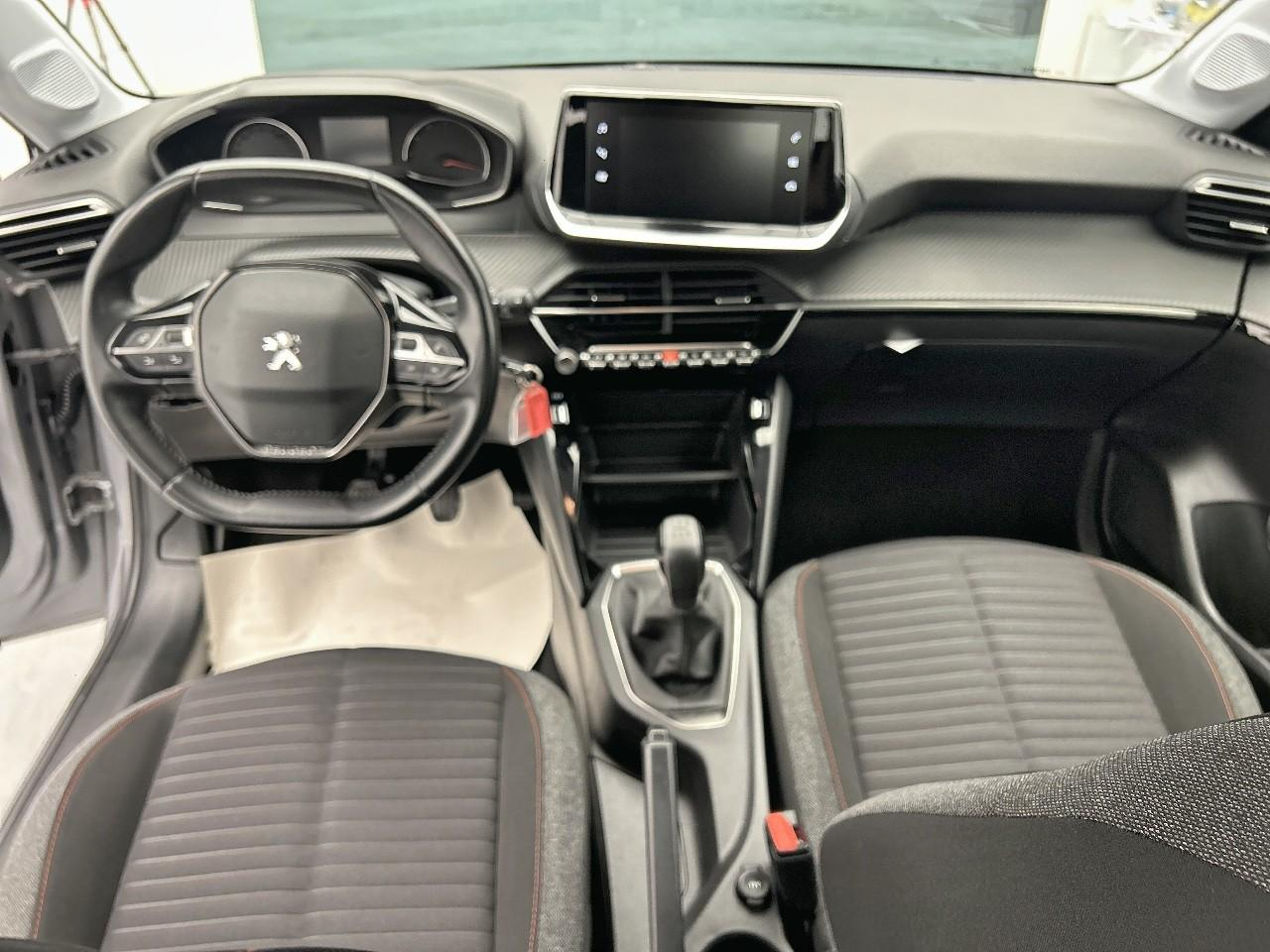 Peugeot 208 puretech 75 s&s bvm5 active business — photo 12