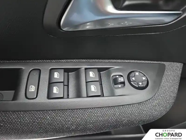 Peugeot 208 puretech 75 s&amp;s bvm5 — photo 24
