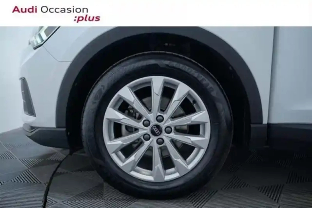 Audi Q3 35 tfsi 150 ch s tronic 7 advanced — photo 12