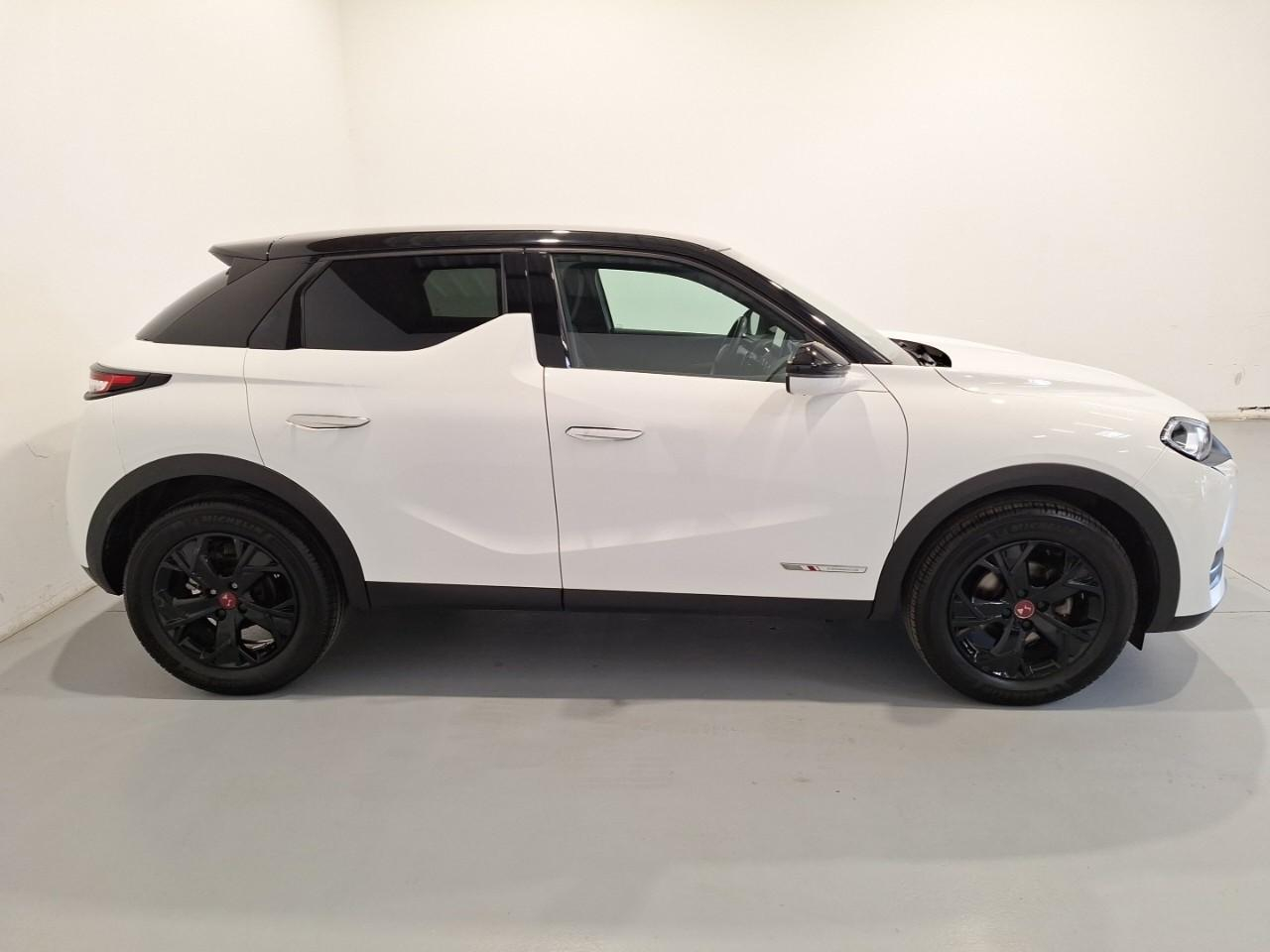 Ds Ds 3 crossback puretech 130 eat8 performance line — photo 4