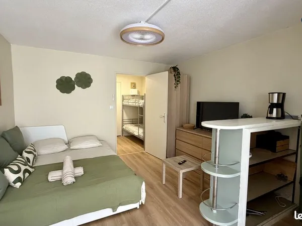 Studio 1 pièce 21 m²