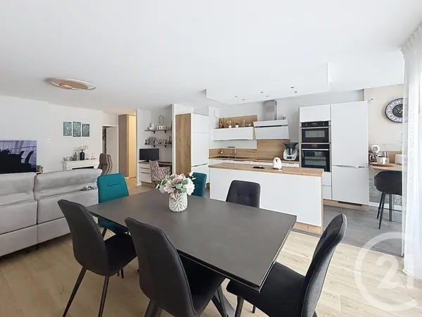 Appartement 3 pièces 77 m²