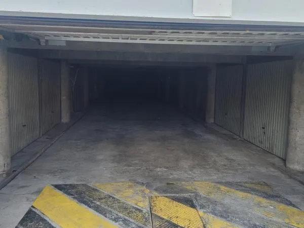 Garage/box 13 m² Fontaine