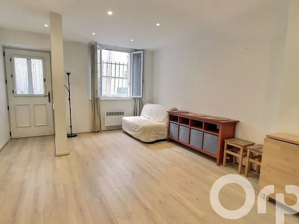Appartement 1 pièce 28 m²