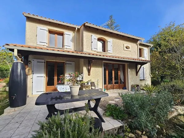 Maison 5 pièces 144 m²
