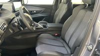 Peugeot 5008 Hybrid 136ch Allure Pack e-DCS6 — photo 9