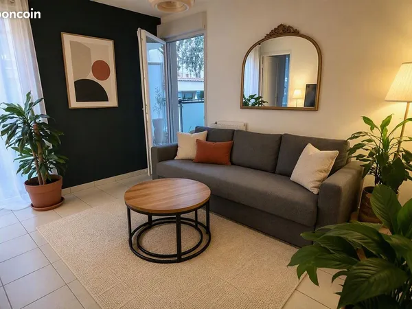 T2 Avec Terrasse - Villeurbanne à limite de Lyon 3
