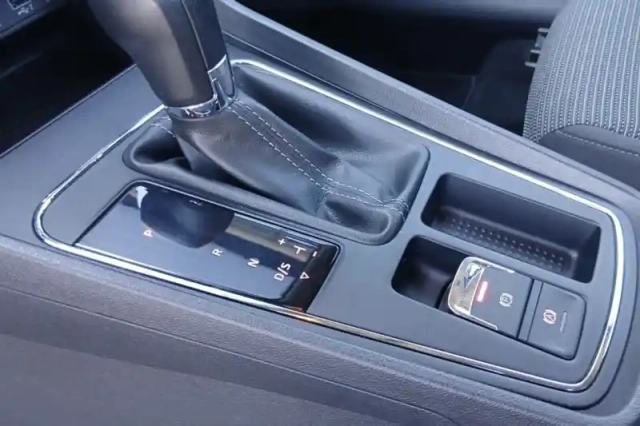 Seat Leon 1.0 ecotsi 115 start/stop dsg7 — photo 31