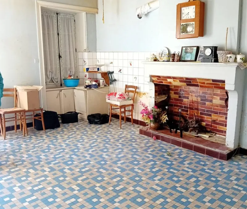 Photo 1