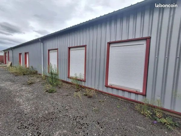 Immeuble 588 m²