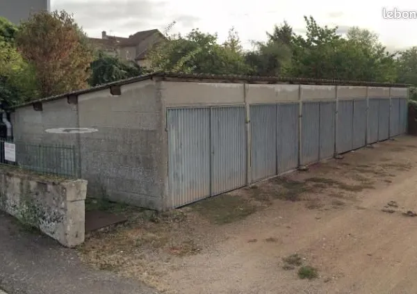 Loacation garage