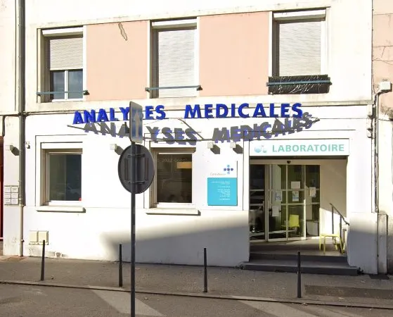 Local commercial 192 m²