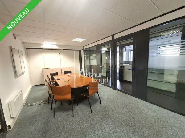 Bureaux 705 m²