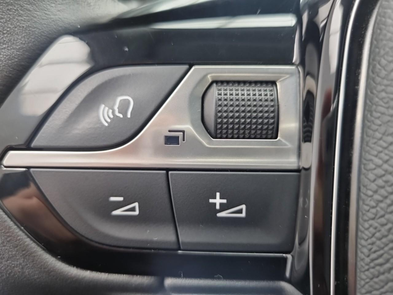 Peugeot 2008 bluehdi 110 s&s bvm6 allure — photo 21