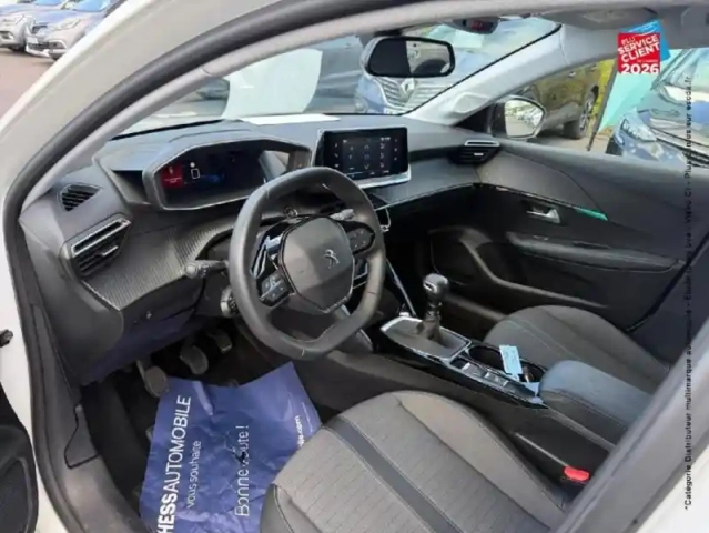 Peugeot 208 1.2 puretech 100ch s&amp;s allure  pack — photo 15