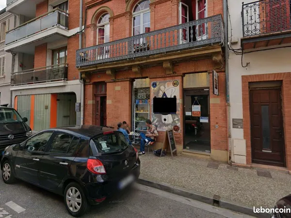 Local commercial de 61 m² avec espace de stockage, centre-ville de Montauban