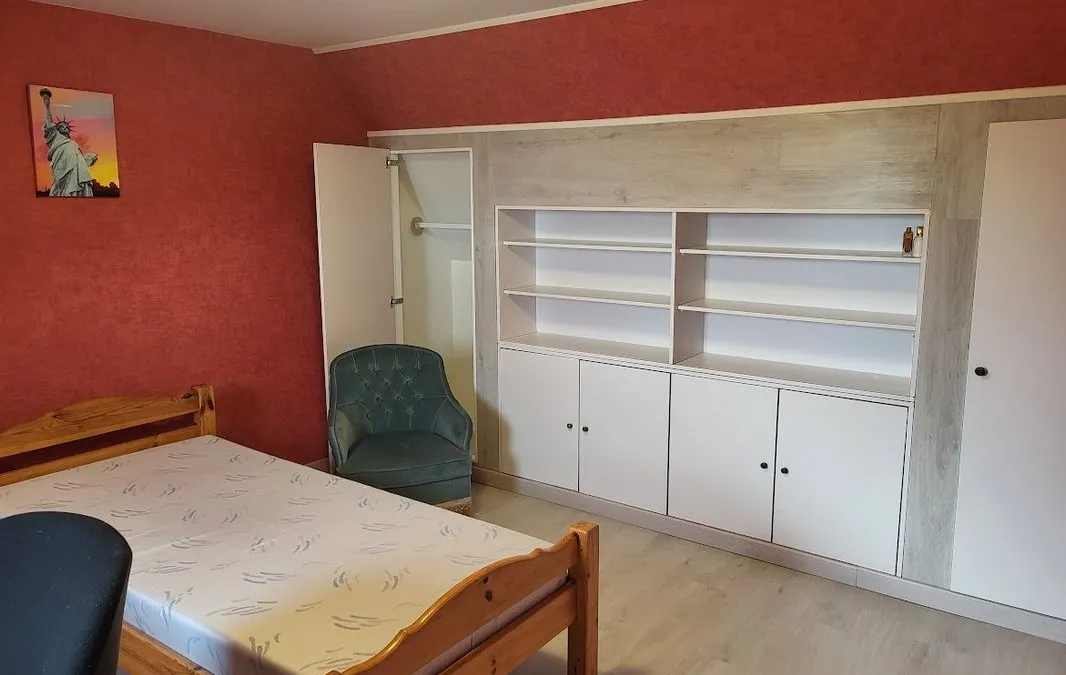 Photo 1