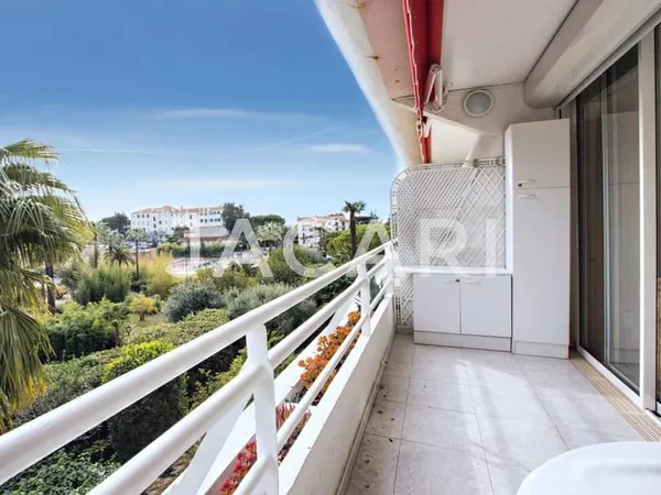 CANNES - MONTFLEURY - JOLIE DEUX PIÈCES A 500M DE LA RUE D'ANTIBES